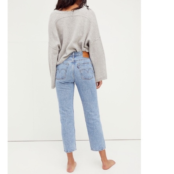 Levi's Wedgie Straight Jeans - Picture 13 of 13